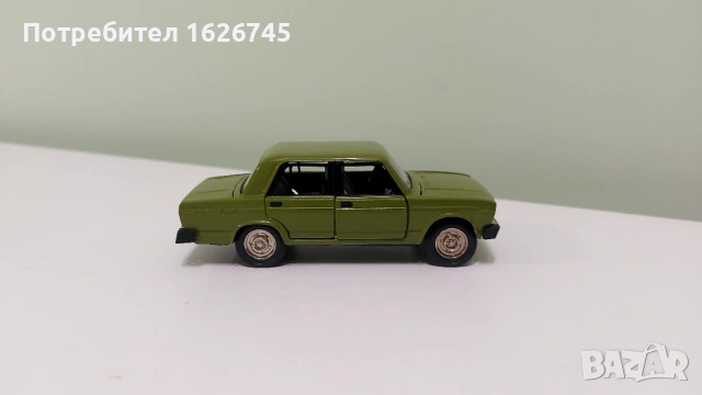 ВАЗ 2105 А39 1:43 СССР, снимка 8 - Колекции - 53473399