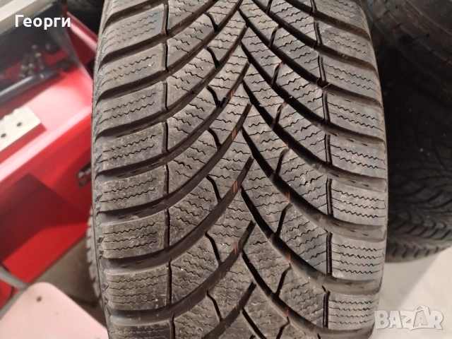 2бр.зимни гуми 215/60/16 Semperit