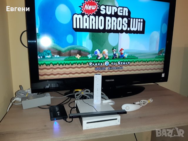 Нинтендо Nintendo Wii комплект цената е за всичко 89 игри на хард диск