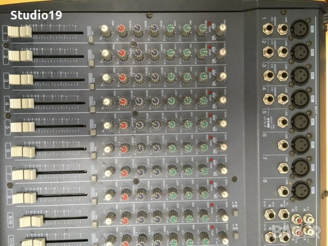 YAMAHA EMX 3000 powered mixer, снимка 3 - Ресийвъри, усилватели, смесителни пултове - 39710541