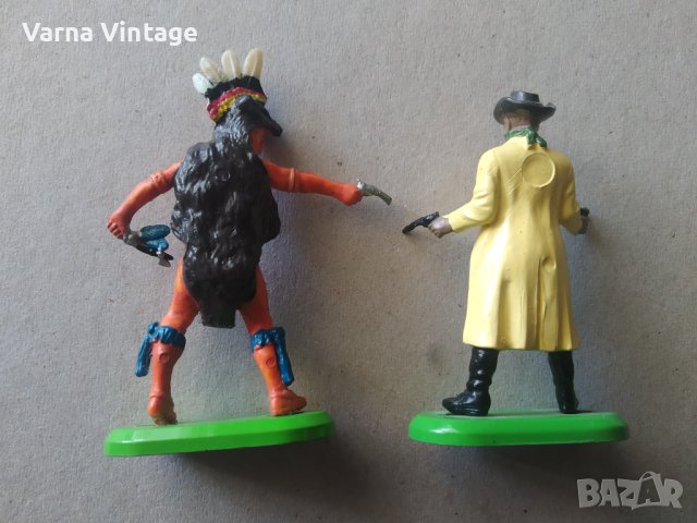 Войници, индианци, каубои и рицари Britains deetail LTD 1971, снимка 4 - Колекции - 43762201
