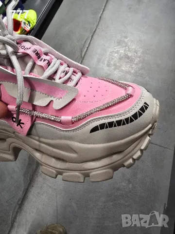 дамски маратонки , снимка 2 - Маратонки - 48481335