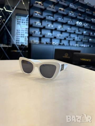 очила с черен обикновен калъф versace miu miu , снимка 8 - Слънчеви и диоптрични очила - 51079965