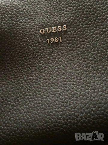 Дамска чанта Guess, снимка 7 - Чанти - 51986272