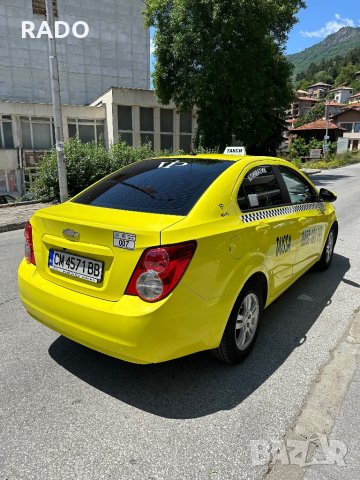 Шевролет Авео Т300, снимка 3 - Автомобили и джипове - 43828992