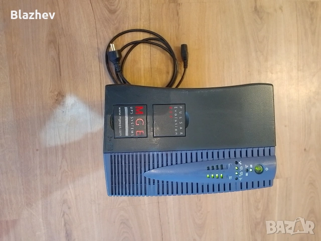 UPS MGE Pulsar Evolution 800va, снимка 3 - UPS захранвания - 53371071
