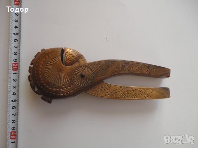 Старинна дървена лешникотрошачка дърворезба , снимка 2 - Антикварни и старинни предмети - 43558373