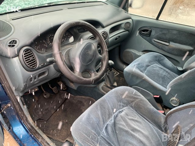 На части. Рено Меган Сценик, 1,6, бензин, 1998 година. Renault Megan Scenic, снимка 7 - Автомобили и джипове - 43899938