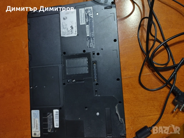 Лаптоп Fujitsu, снимка 9 - Лаптопи за дома - 52864305