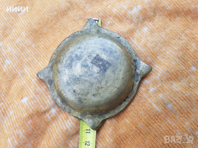 Бронзов пепелник , снимка 2 - Антикварни и старинни предмети - 52849092