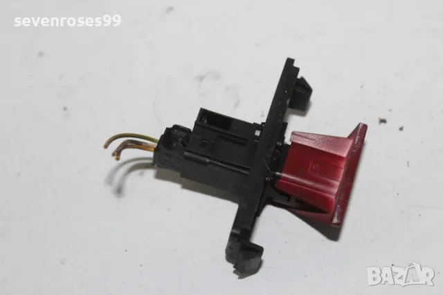 Бутон аварийни Пежо 307 св комби 2002 1.6i Peugeot 307SW, снимка 5 - Части - 48247315