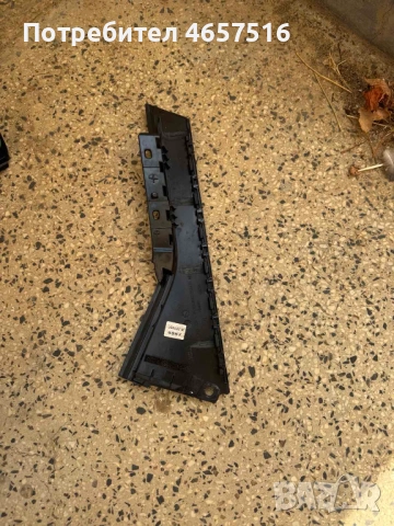 Вертикална външна лайсна на задна дясна врата на Range Rover Evoque само за 100лв. BJ32-254A42, снимка 2 - Части - 52520761