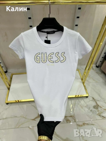 Дамски тениски Guess - различни цветове - 18€, снимка 7 - Тениски - 53236635