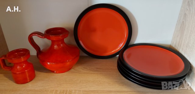 2 броя червени канички и 6 броя червени чинии с черен кант