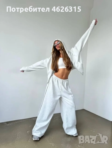 Дамски спортен екип от три части 