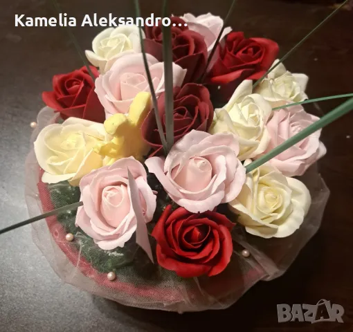 Подаръчна кошница със сапунени рози, снимка 2 - Декорация за дома - 49458044