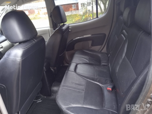 Продавам пикап, снимка 6 - Автомобили и джипове - 52400610