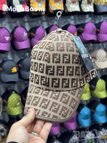 Fendi унисекс шапки с козирка Различни цветове , снимка 5 - Шапки - 48932465
