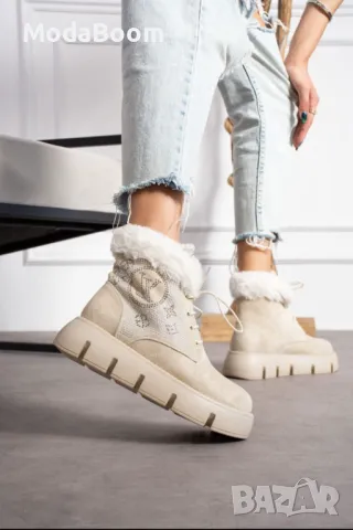 Louis Vuitton дамски боти Различни цветове 