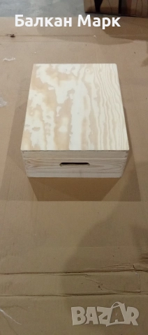Дървена кутия 40 х 30 х 14 см.,с дефект – нова