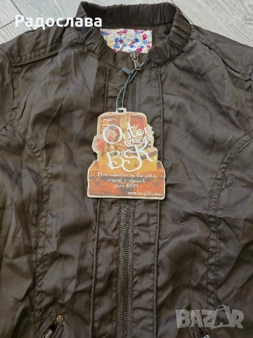 Преходно яке Bershka, снимка 2 - Якета - 52652984