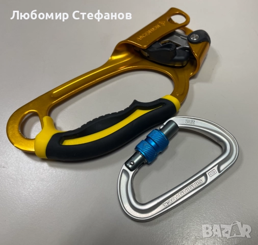 Самохват PETZL ASCENSION(десен) и карабинер SINGING ROCK COLT , снимка 2 - Спортна екипировка - 52749635