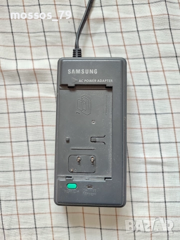 Зарядно устройство Самсунг , снимка 2 - Батерии, зарядни - 52742421