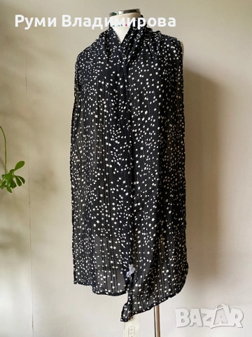 Черен шал Masai, с етикет от 98 % вискоза