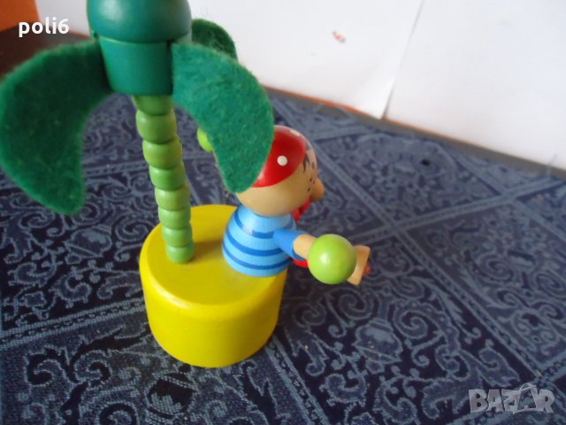 дървена играчка марионетка,пират на остров с палма,жълто кученце Eichhorn, снимка 4 - Други - 32697580