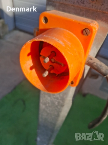 Настолен монофазен циркуляр, снимка 7 - Други инструменти - 52921118