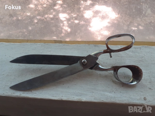 Голяма маркова шивашка ножица страхотен ряз, снимка 3 - Антикварни и старинни предмети - 53422345