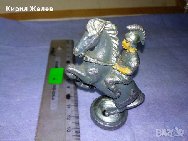 СТАРО ОЛОВНО ВОЙНИЧЕ РИМСКИ КОННИК КАВАЛЕРИСТ ВОИН ФИГУРКА от ШАХ - КОН Ръчно ОЦВЕТЕНА РЯДКА 41384, снимка 2 - Колекции - 43920400