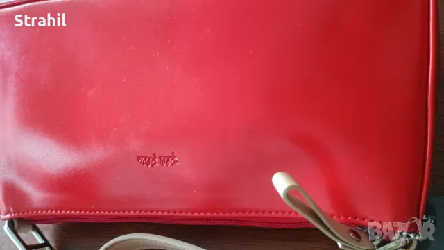 Червена дамска чанта Folli Follie, снимка 4 - Чанти - 48940195