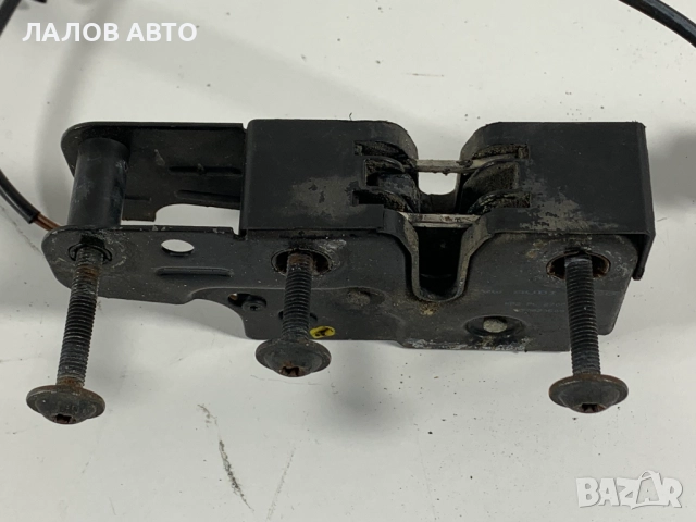 Ключалка преден капак Ауди А5 Kluchalka preden kapak Audi A5 8T0823509, снимка 3 - Части - 51613564