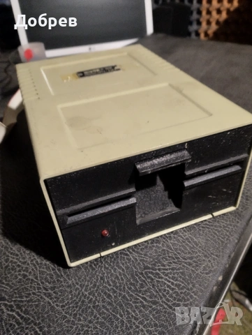 Флопи за компютър Правец