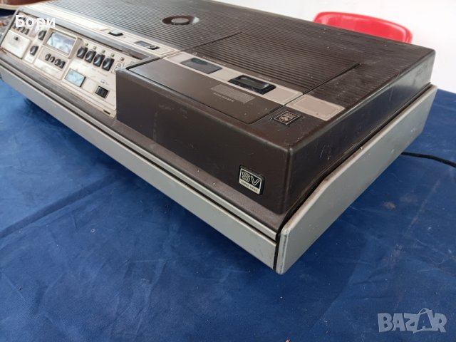 GRUNDIG Super Video Recorder SVR 4004, снимка 10 - Плейъри, домашно кино, прожектори - 43352706