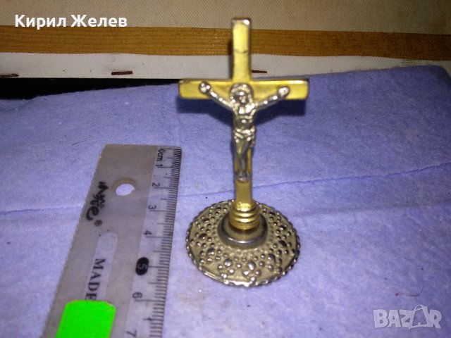 Стара ПОЗЛАТЕНО НАСТОЛНО РАЗПЯТИЕ КРЪСТ Много КРАСИВ МЕТАЛЕН 41358, снимка 6 - Колекции - 43738679