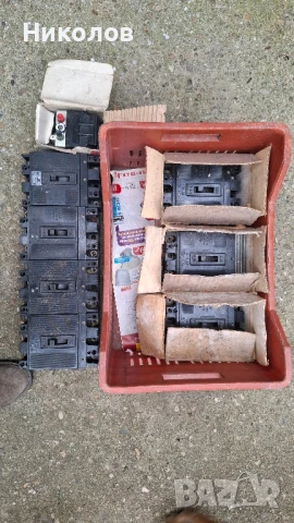 Автоматични прекъсвачи