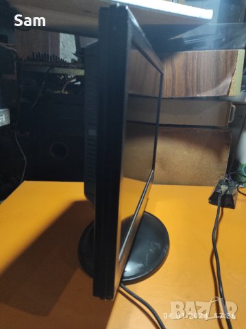 Монитор 20 , снимка 4 - Монитори - 43666871