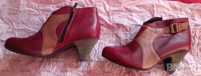 Червени кожени обувки на ток