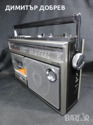 СТАР РЕТРО ТРАНЗИСТОР РАДИО КАСЕТОФОН INTERNATIONAL 7050, снимка 2 - Радиокасетофони, транзистори - 52549952