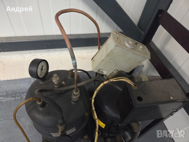 Компресорна уредба и осветителнищо тяло за зъболекарска машина!, снимка 4 - Лекари - 51663849