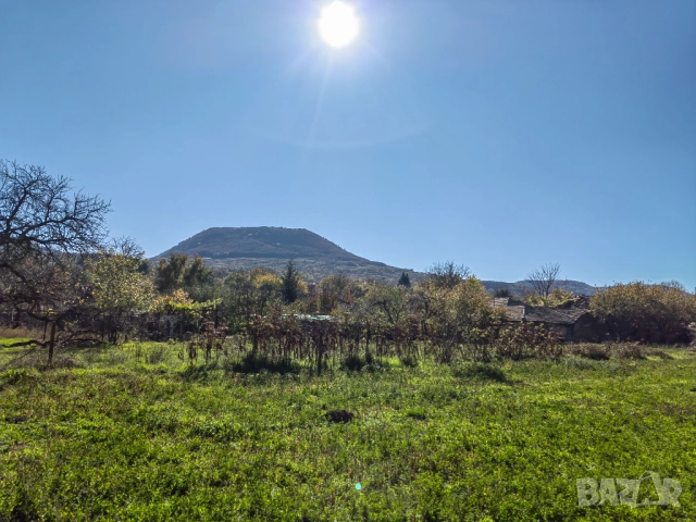 Продава равен парцел в регулация 991 кв.м – с. Могила, обл. Шумен