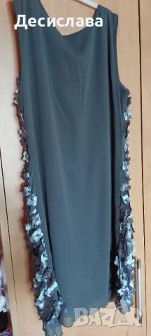 Дамска рокля с цветя и мъниста размер L/XL, снимка 2 - Рокли - 48481718