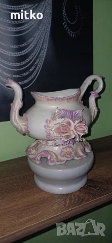 Изящна италианска порцеланова каничка, снимка 2 - Колекции - 50666731