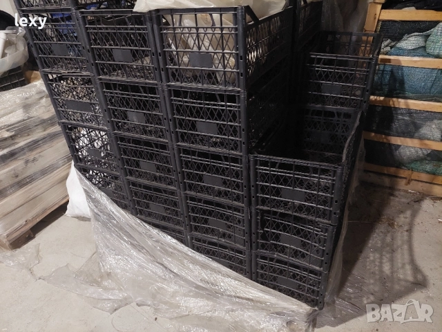 Продавам пластмасови щайги 30×50×20 см каси каса 