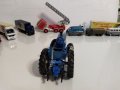 COLLECTIBLE TRACTOR MODEL FORD TW-20 PRODUCED BY BRITAINS активно кормило и теглич.  ,състояние види, снимка 5