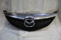 Предна решетка с емблема Мазда 6 гу 2.0ди 136кс рф5ц 04г Mazda 6 gy 2.0di 136hp rf5c 2004, снимка 1