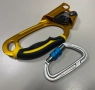 Самохват PETZL ASCENSION(десен) и карабинер SINGING ROCK COLT , снимка 2