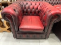 Табуретка, фотьойл и троен диван Chesterfield Oxblood., снимка 4